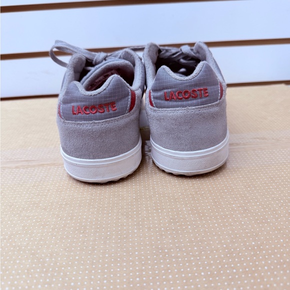 Lacoste Kids Light Gray Sneakers with Green Logo - Picture 5 of 9